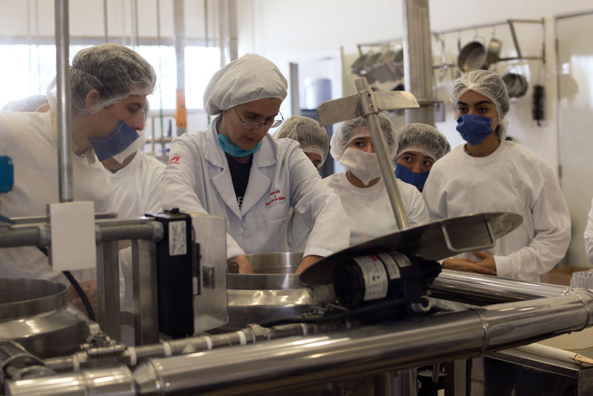 Práctica en el laboratorio de alimentos