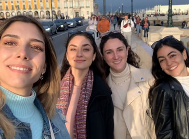 Selfie de alumnas en intercambio