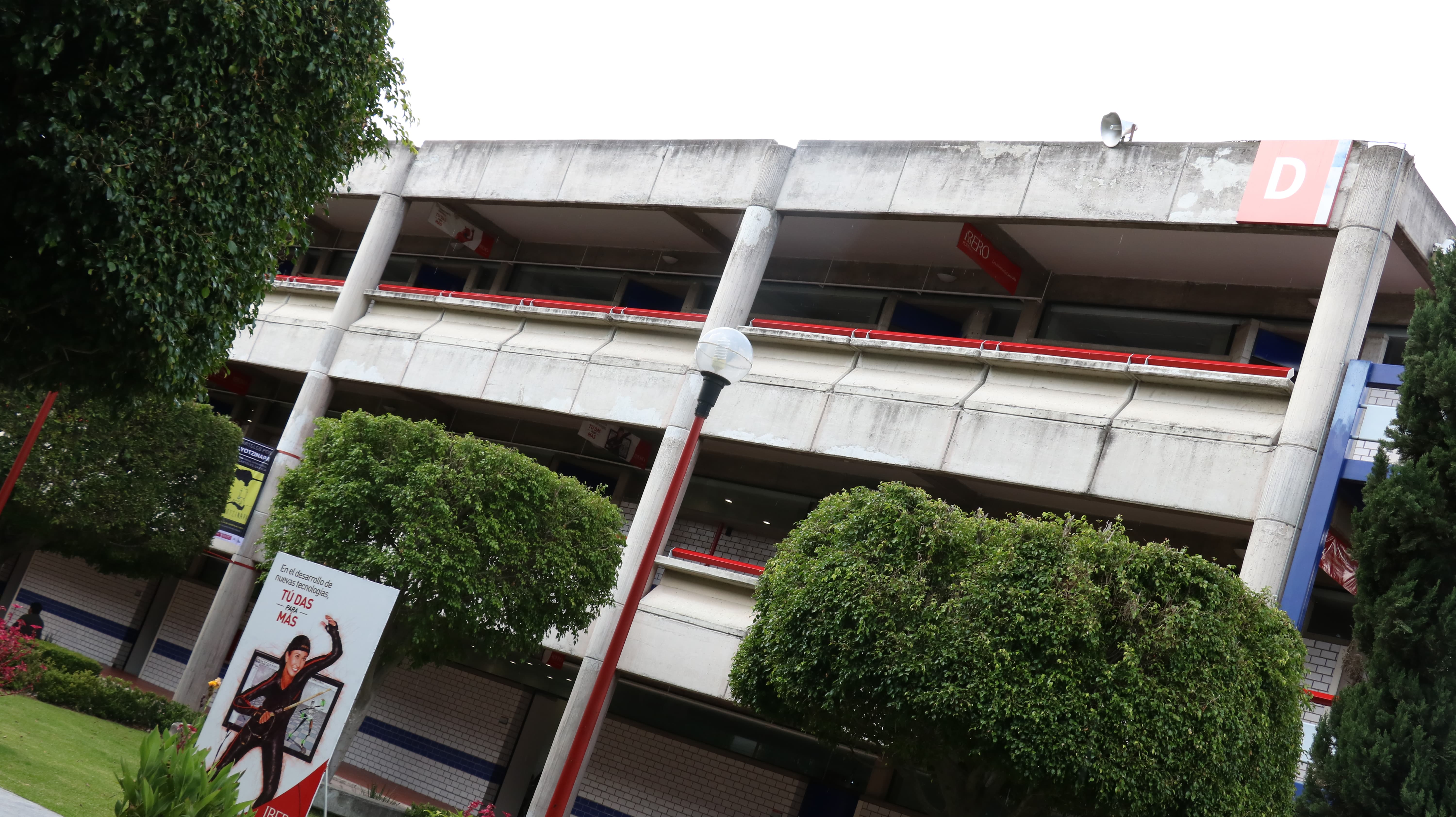 edificio interno IBERO Puebla