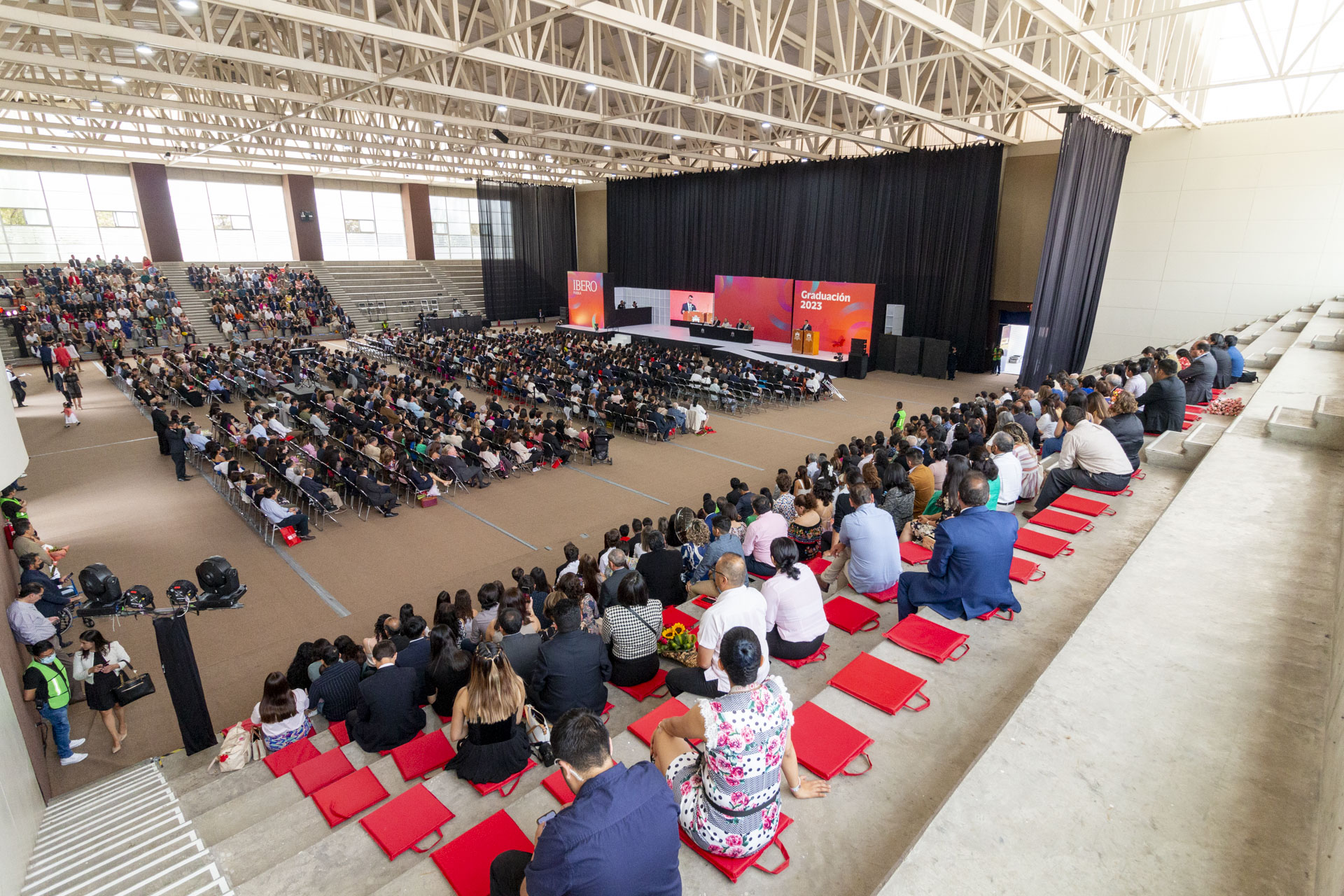Toma abierta de la graduación