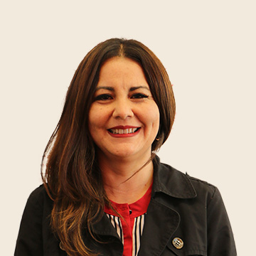Sara Larios
