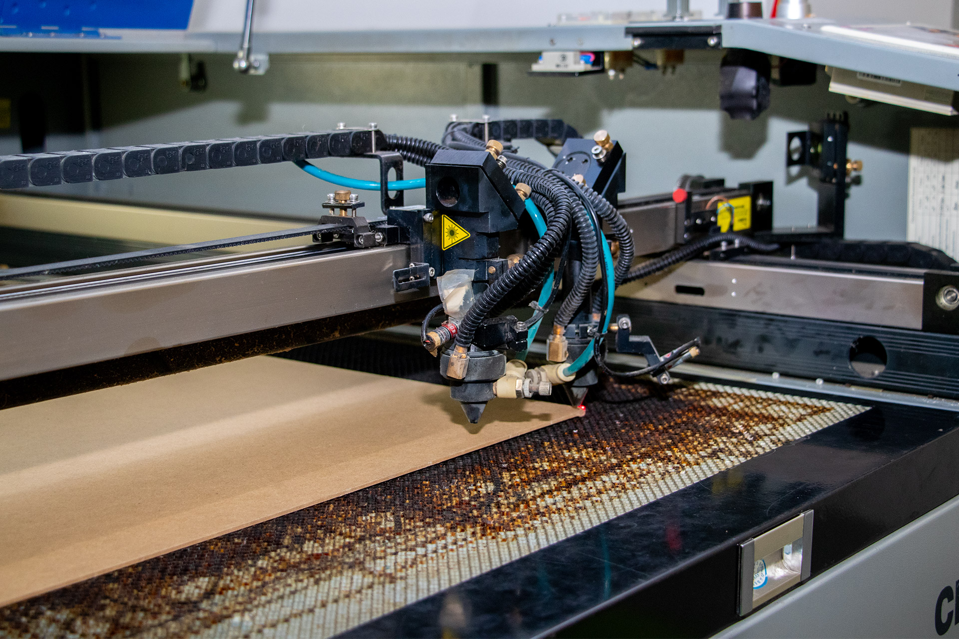 Cabezal de cortadora láser