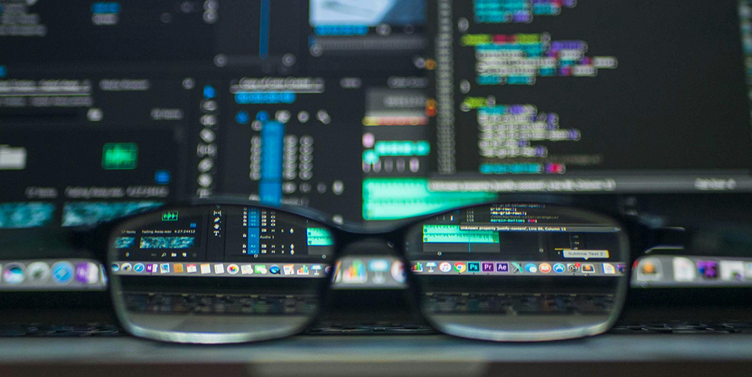 lentes y computadoras