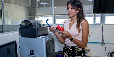 Chica e impresoras 3d