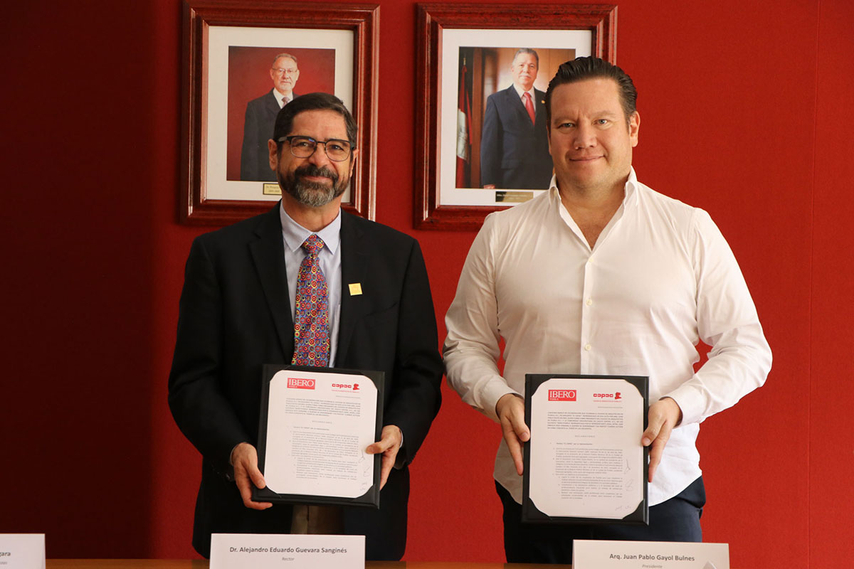 Firma convenio CAPAC