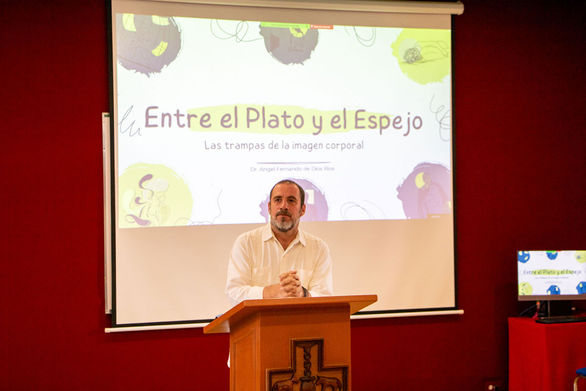 Entre el plato y la imagen